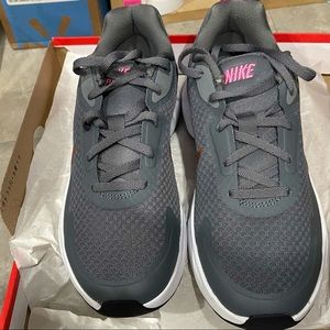 Womens nike wear all day (GS)